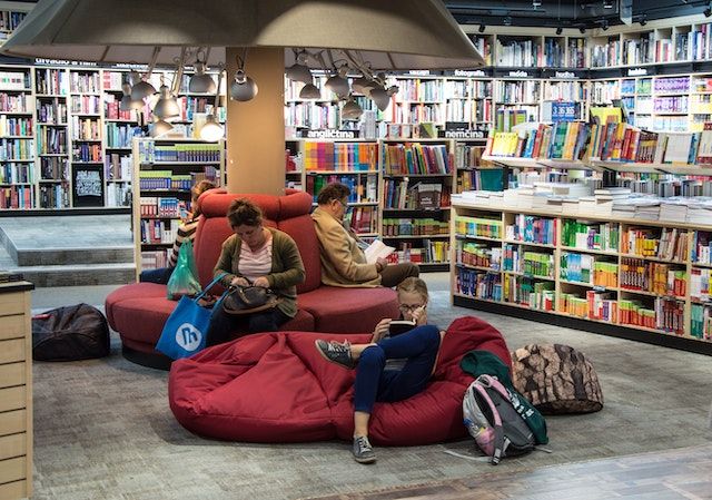 Human Library - mänskligt bibliotek som förenar samhällen